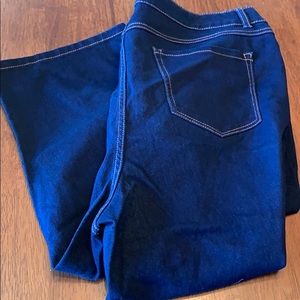 Women’s  jean Capri pants